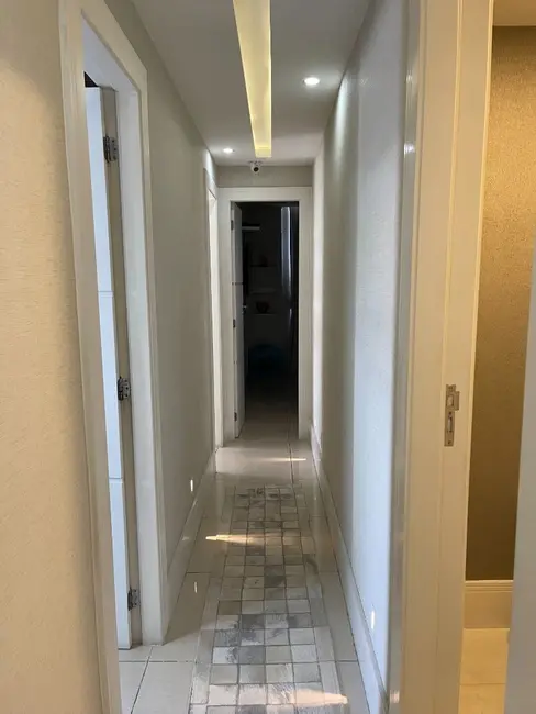 Apartamento com 3 quartos à venda, 108m2 em Centro, Nova Iguacu - RJ - imagem 6 Foto 6 de Apartamento com 3 quartos à venda, 108m2 em Centro, Nova Iguacu - RJ