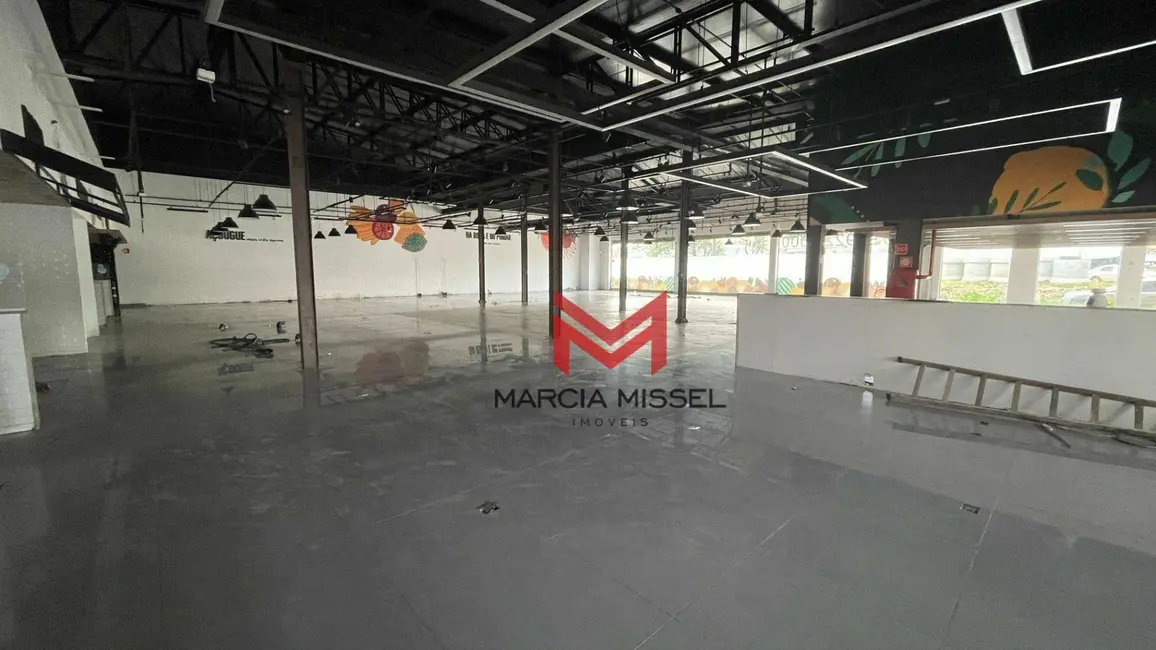 Loja à venda, 2700m2 em Centro, Nova Iguacu - RJ - imagem 7 Foto 7 de Loja à venda, 2700m2 em Centro, Nova Iguacu - RJ