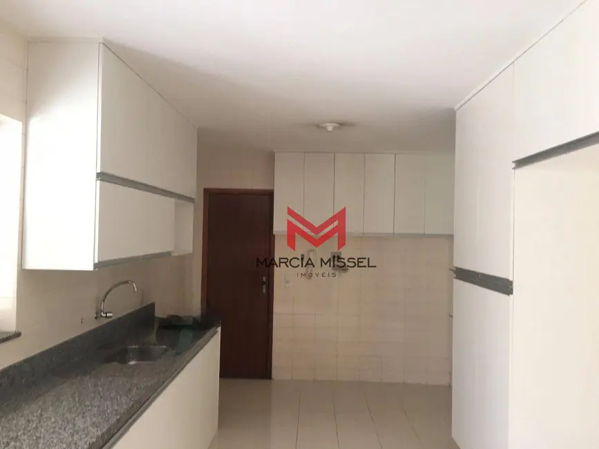 Foto 6 de Apartamento com 3 quartos à venda, 198m2 em Caonze, Nova Iguacu - RJ