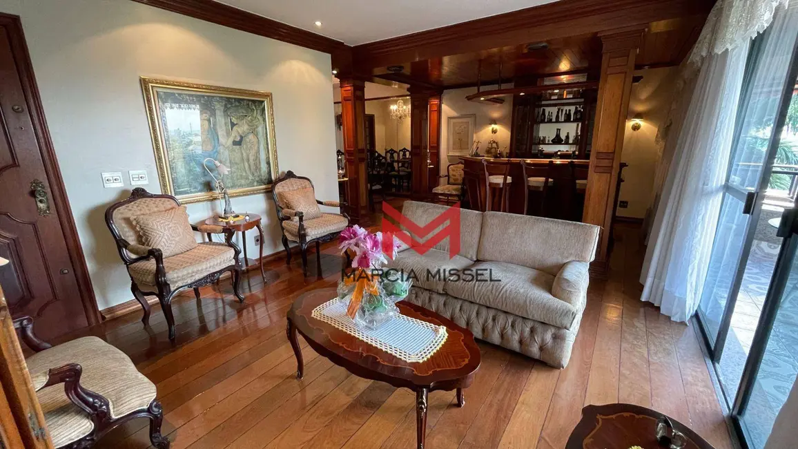 Apartamento com 3 quartos à venda, 600m2 em Centro, Nova Iguacu - RJ - imagem 3 Foto 3 de Apartamento com 3 quartos à venda, 600m2 em Centro, Nova Iguacu - RJ