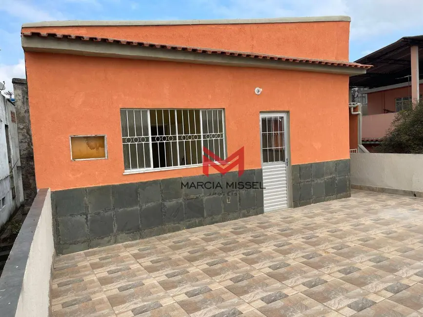 Foto 1 de Casa com 2 quartos para alugar, 388m2 em Califórnia, Nova Iguacu - RJ