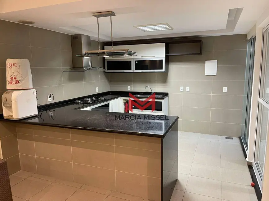 Casa de Condomínio com 5 quartos à venda, 200m2 em Duque Estrada, Nova Iguacu - RJ - imagem 9 Foto 9 de Casa de Condomínio com 5 quartos à venda, 200m2 em Duque Estrada, Nova Iguacu - RJ