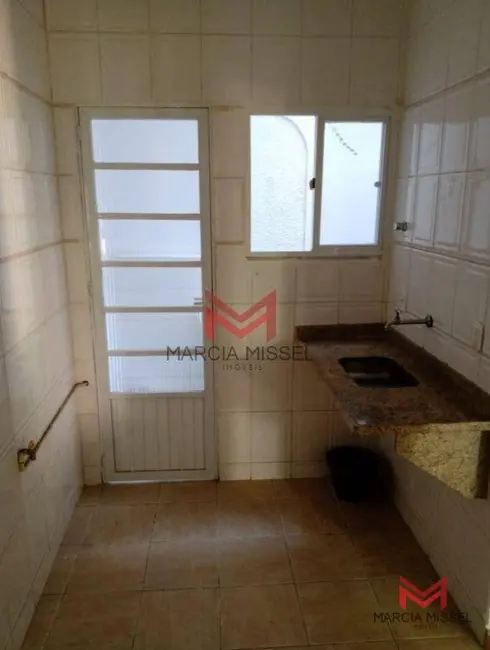 Foto 9 de Apartamento com 2 quartos para alugar, 56m2 em Alvarez, Nova Iguacu - RJ