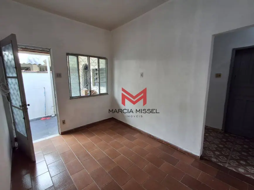 Foto 4 de Casa com 1 quarto para alugar, 51m2 em Califórnia, Nova Iguacu - RJ