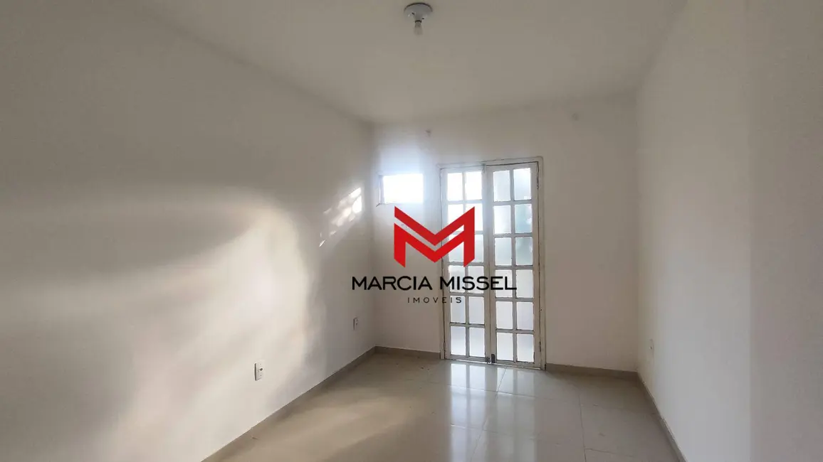 Foto 9 de Casa com 2 quartos para alugar, 500m2 em Jardim Alvorada, Nova Iguacu - RJ