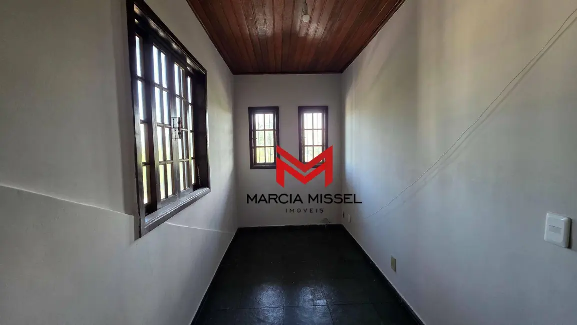 Foto 5 de Sobrado com 3 quartos para alugar, 120m2 em Nova Iguacu - RJ