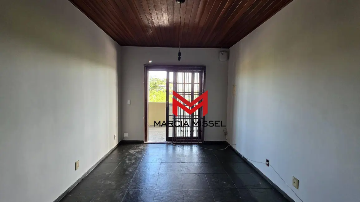 Foto 4 de Sobrado com 3 quartos para alugar, 120m2 em Nova Iguacu - RJ