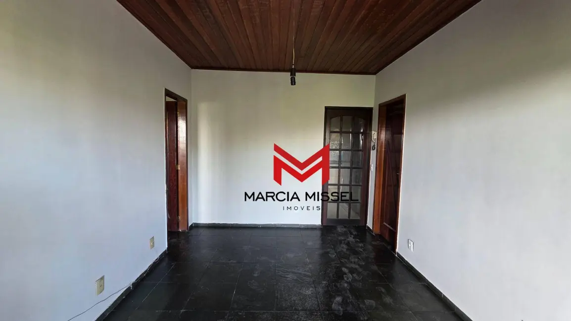 Foto 3 de Sobrado com 3 quartos para alugar, 120m2 em Nova Iguacu - RJ