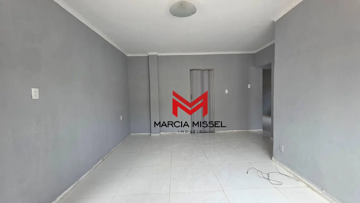 Foto 4 de Casa com 2 quartos para alugar, 348m2 em Kennedy, Nova Iguacu - RJ