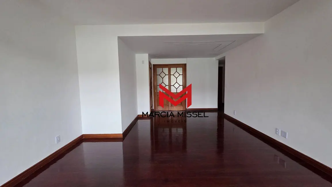 Foto 4 de Apartamento com 3 quartos para alugar, 125m2 em Caonze, Nova Iguacu - RJ