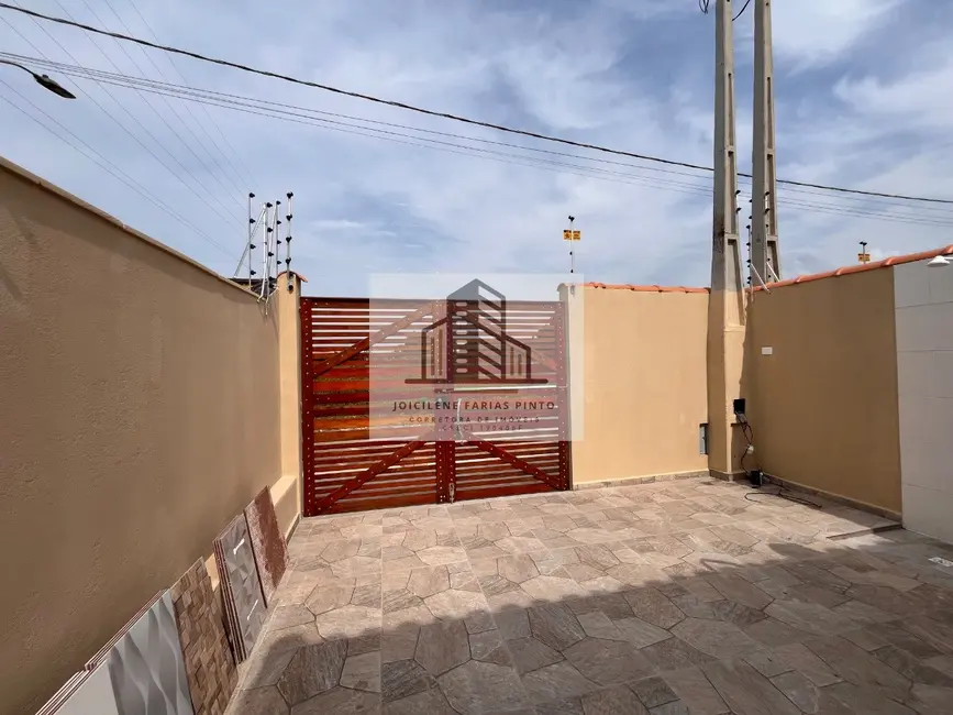 Casa com 2 quartos à venda, 75m2 em Itanhaem - SP - imagem 4 Foto 4 de Casa com 2 quartos à venda, 75m2 em Itanhaem - SP