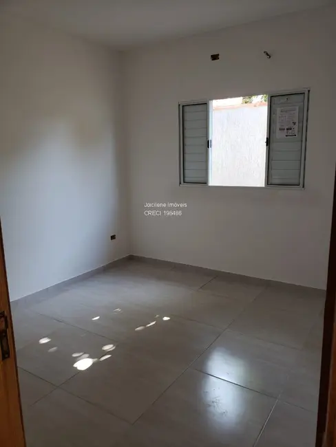 Foto 3 de Casa com 2 quartos à venda, 75m2 em Itanhaem - SP