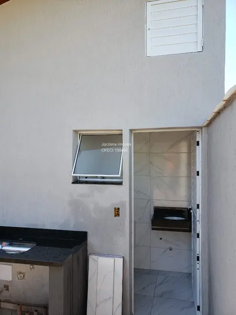 Foto 5 de Casa com 2 quartos à venda, 75m2 em Itanhaem - SP