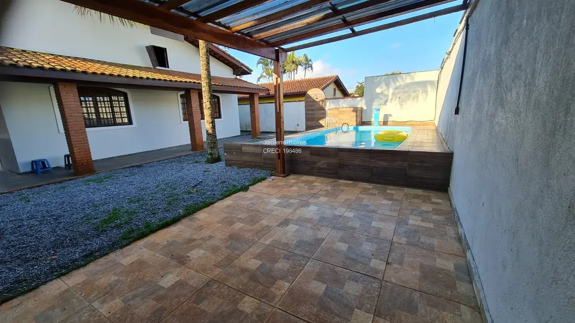 Foto 1 de Casa com 3 quartos à venda, 265m2 em Itanhaem - SP