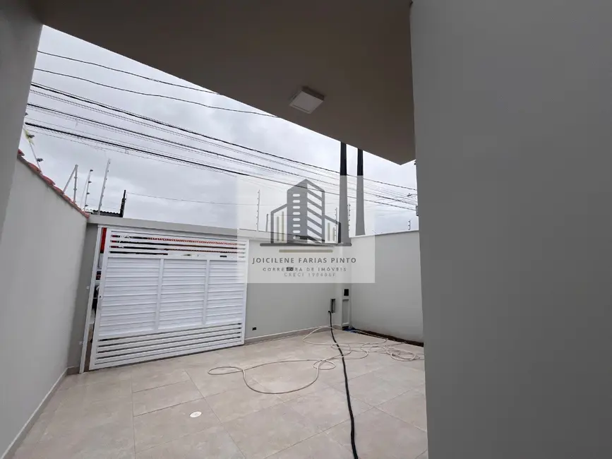 Casa com 2 quartos à venda, 73m2 em Itanhaem - SP - imagem 2 Foto 2 de Casa com 2 quartos à venda, 73m2 em Itanhaem - SP