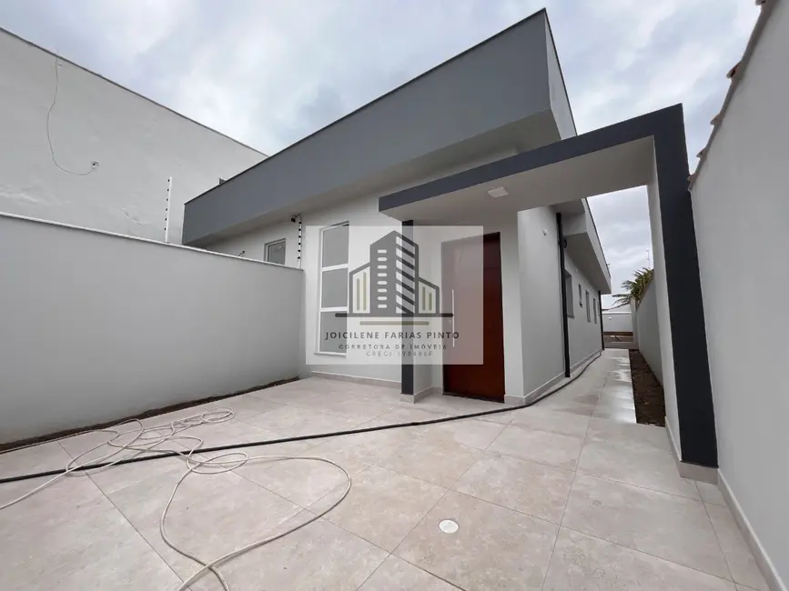 Casa com 2 quartos à venda, 73m2 em Itanhaem - SP - imagem 1 Foto 1 de Casa com 2 quartos à venda, 73m2 em Itanhaem - SP