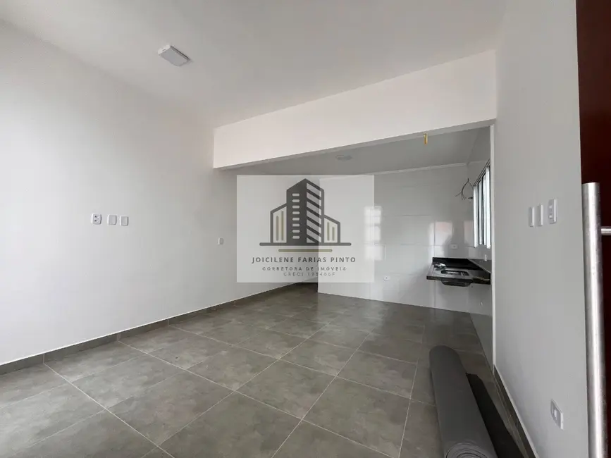 Casa com 2 quartos à venda, 73m2 em Itanhaem - SP - imagem 3 Foto 3 de Casa com 2 quartos à venda, 73m2 em Itanhaem - SP