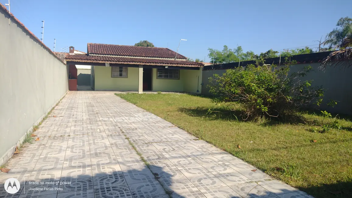 Foto 1 de Casa com 3 quartos à venda, 96m2 em Itanhaem - SP