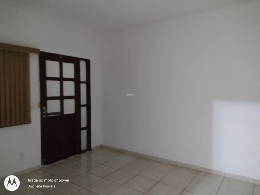 Foto 2 de Casa com 4 quartos à venda, 175m2 em Aquidauana - MS