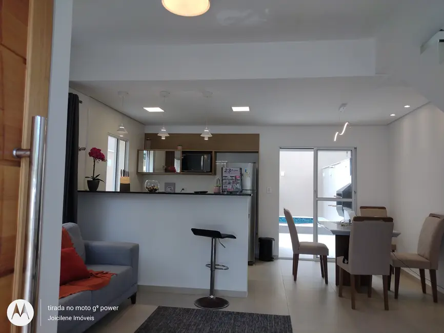 Foto 1 de Casa com 2 quartos à venda, 83m2 em Itanhaem - SP