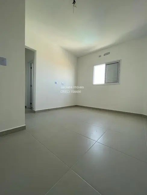 Casa de Condomínio com 2 quartos à venda, 75m2 em Itanhaem - SP - imagem 3 Foto 3 de Casa de Condomínio com 2 quartos à venda, 75m2 em Itanhaem - SP