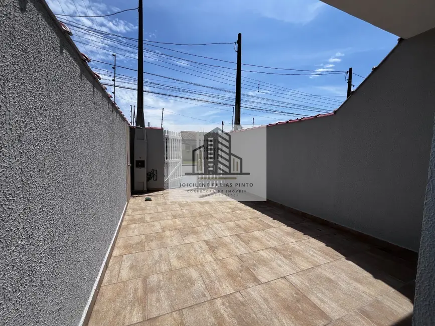 Foto 5 de Casa com 2 quartos à venda, 74m2 em Itanhaem - SP