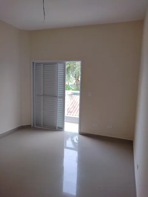 Foto 7 de Casa com 2 quartos à venda, 81m2 em Itanhaem - SP