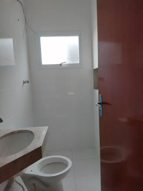 Foto 8 de Casa com 2 quartos à venda, 81m2 em Itanhaem - SP