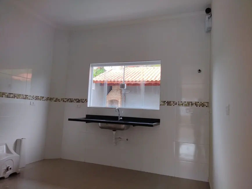 Foto 4 de Casa com 2 quartos à venda, 81m2 em Itanhaem - SP