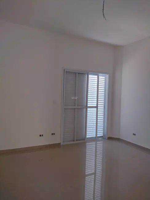 Foto 7 de Casa com 2 quartos à venda, 87m2 em Itanhaem - SP