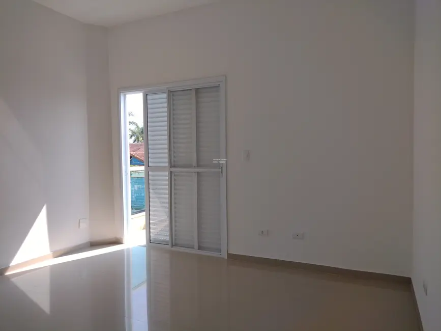 Foto 8 de Casa com 2 quartos à venda, 87m2 em Itanhaem - SP