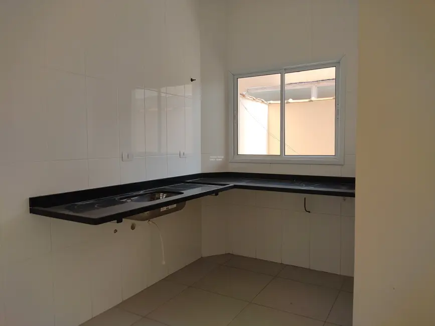 Casa de Condomínio com 2 quartos à venda, 90m2 em Itanhaem - SP - imagem 5 Foto 5 de Casa de Condomínio com 2 quartos à venda, 90m2 em Itanhaem - SP