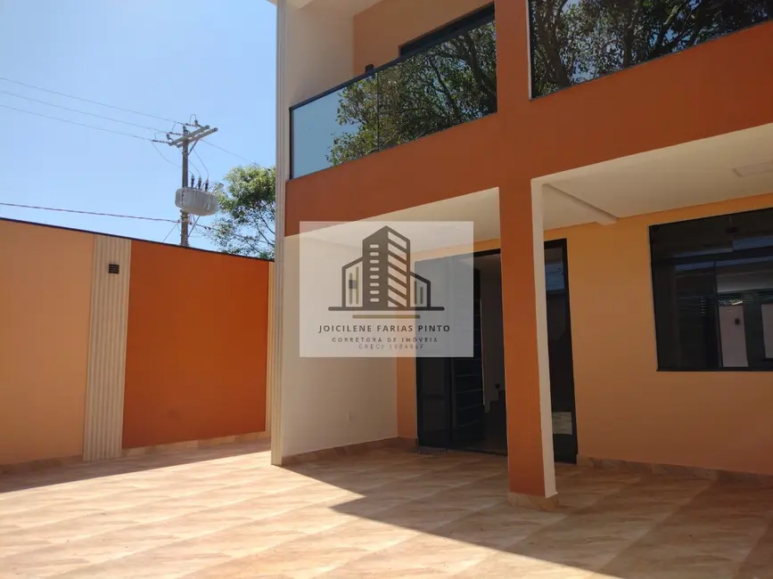 Foto 2 de Casa com 3 quartos à venda, 126m2 em Itanhaem - SP