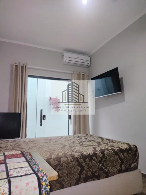 Casa para alugar em Itanhaem - SP - imagem 1 Foto 1 de Casa para alugar em Itanhaem - SP