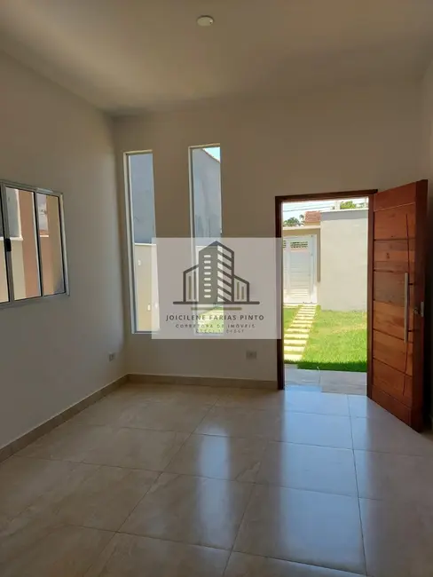 Casa com 2 quartos à venda, 98m2 em Itanhaem - SP - imagem 2 Foto 2 de Casa com 2 quartos à venda, 98m2 em Itanhaem - SP