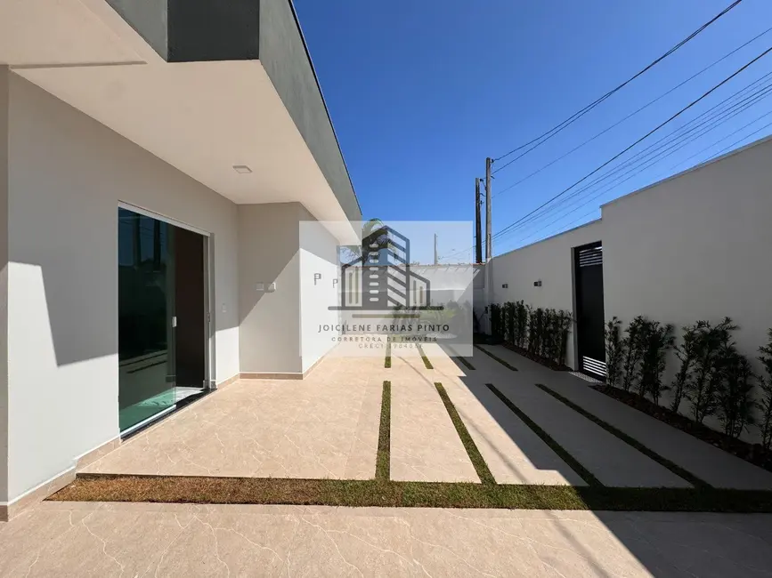 Foto 8 de Casa com 2 quartos à venda, 77m2 em Itanhaem - SP