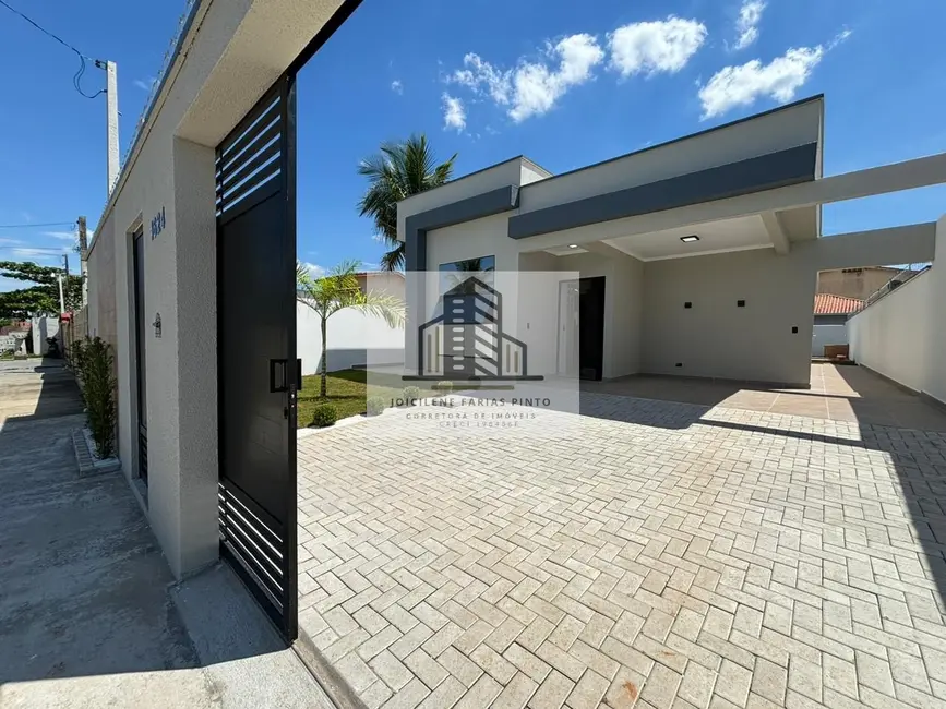 Foto 1 de Casa com 3 quartos à venda, 135m2 em Itanhaem - SP