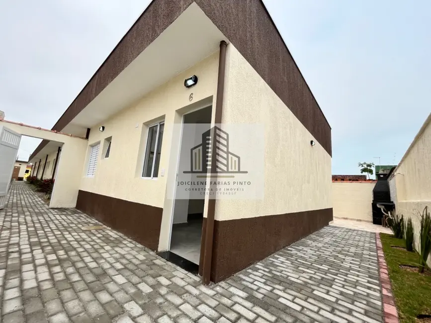 Casa de Condomínio com 2 quartos à venda, 45m2 em Itanhaem - SP - imagem 4 Foto 4 de Casa de Condomínio com 2 quartos à venda, 45m2 em Itanhaem - SP