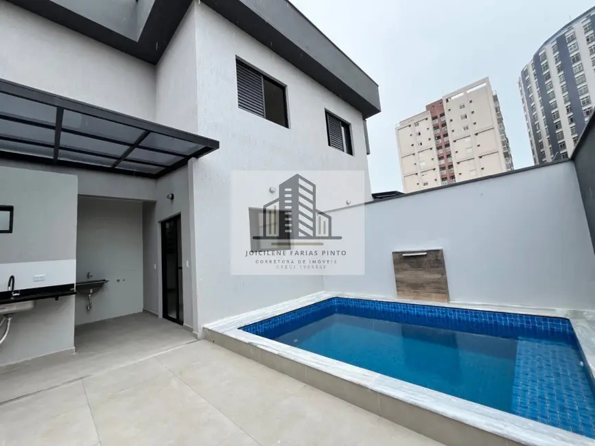 Foto 1 de Casa de Condomínio com 2 quartos à venda, 84m2 em Itanhaem - SP