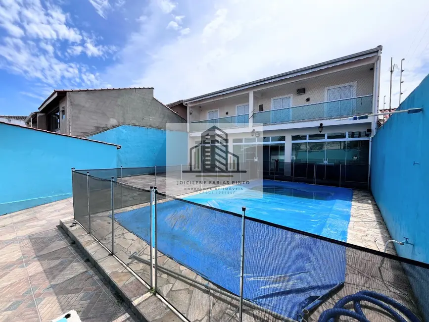 Foto 1 de Casa com 5 quartos à venda, 174m2 em Itanhaem - SP