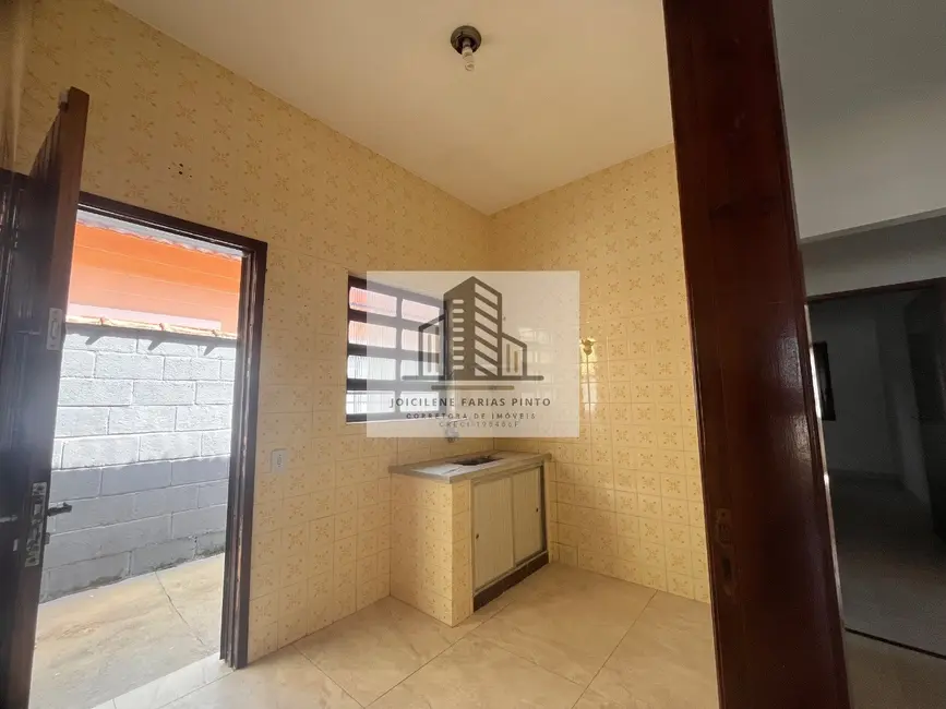 Foto 8 de Casa com 3 quartos à venda, 90m2 em Itanhaem - SP