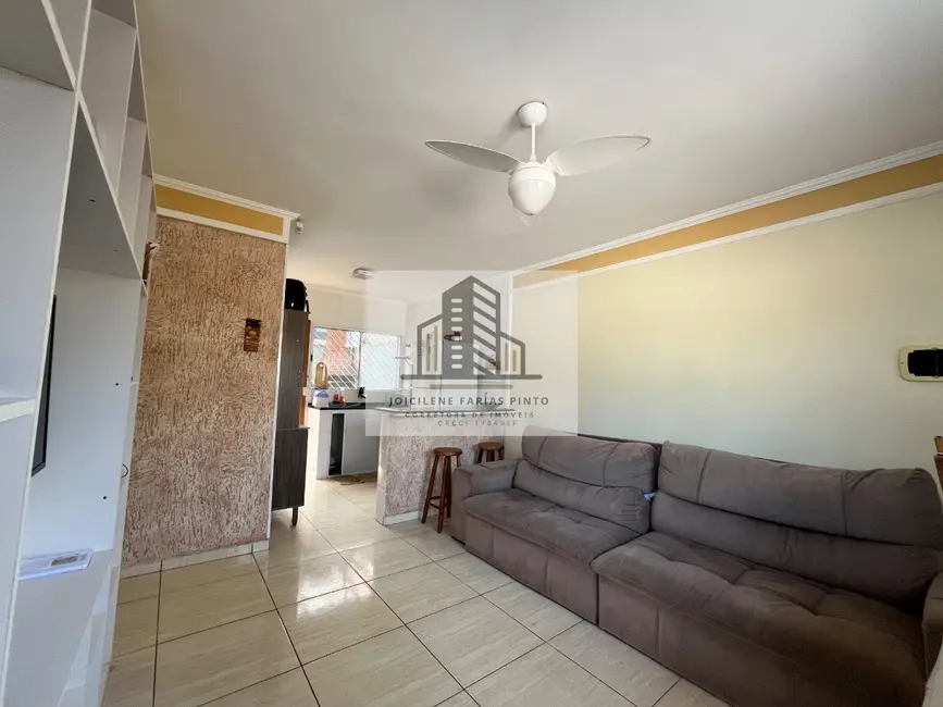 Foto 4 de Casa com 3 quartos à venda, 98m2 em Itanhaem - SP