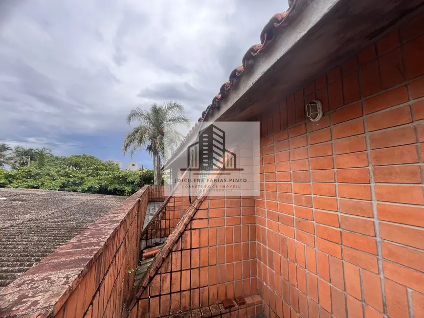 Foto 9 de Casa com 3 quartos à venda, 383m2 em Itanhaem - SP