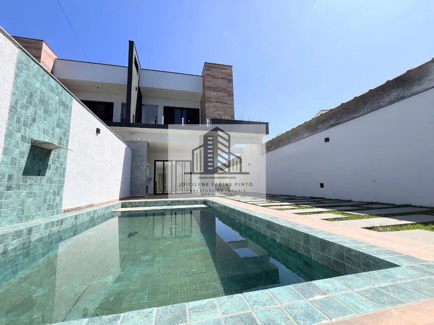 Foto 1 de Casa com 3 quartos à venda, 157m2 em Itanhaem - SP