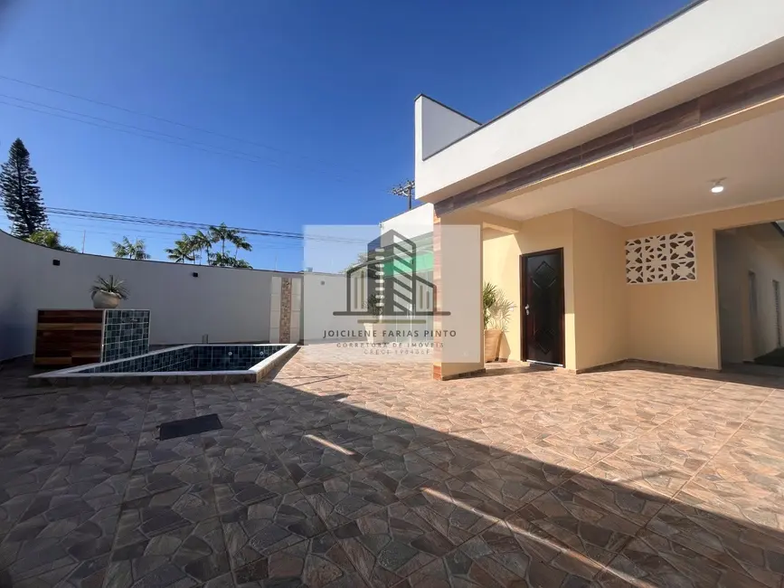 Foto 4 de Casa com 3 quartos à venda, 90m2 em Itanhaem - SP