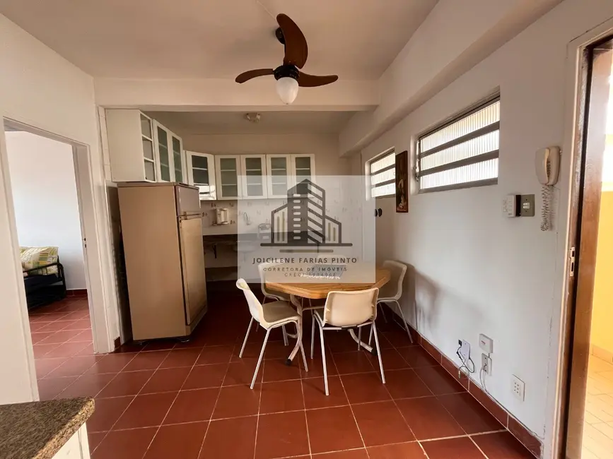 Foto 2 de Apartamento com 2 quartos à venda, 60m2 em Itanhaem - SP