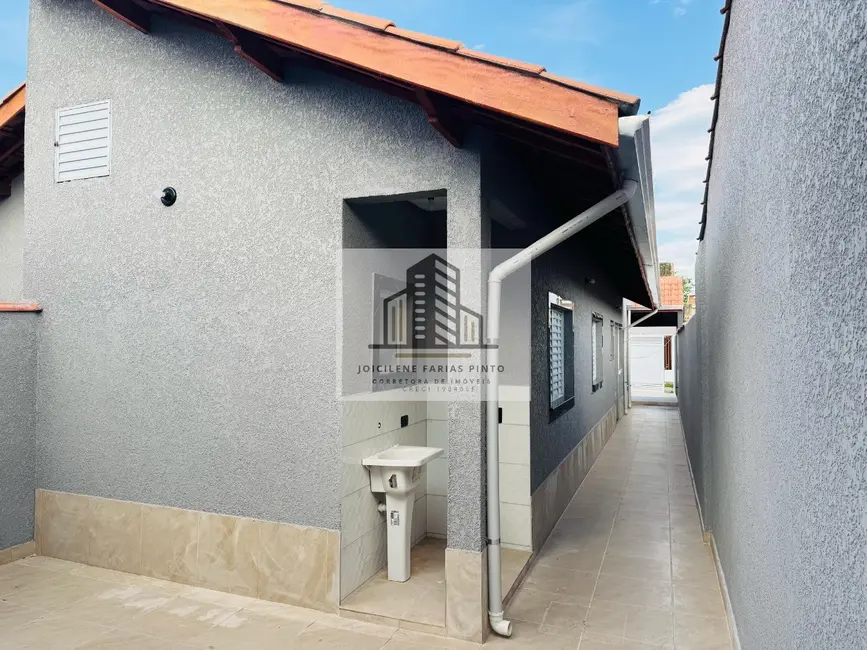 Foto 7 de Casa com 2 quartos à venda, 78m2 em Itanhaem - SP