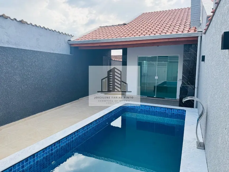 Foto 2 de Casa com 2 quartos à venda, 78m2 em Itanhaem - SP