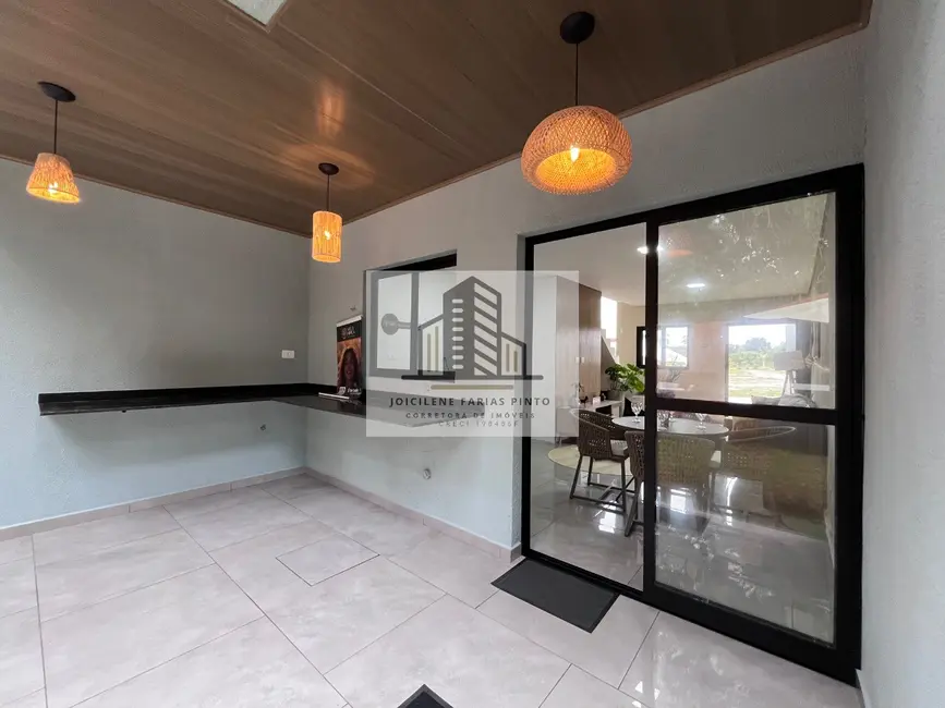 Foto 1 de Casa de Condomínio com 2 quartos à venda, 82m2 em Itanhaem - SP