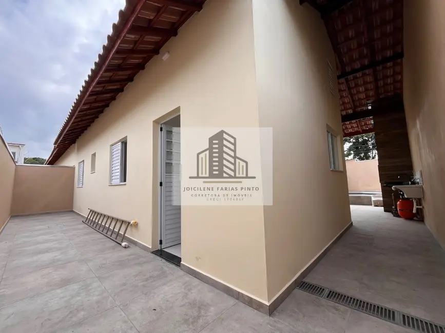 Foto 6 de Casa com 3 quartos à venda, 73m2 em Itanhaem - SP